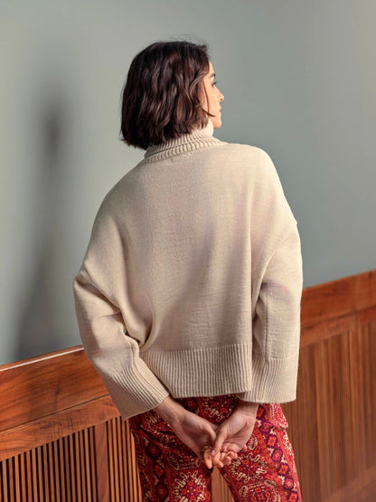 Pull maille col roule beige